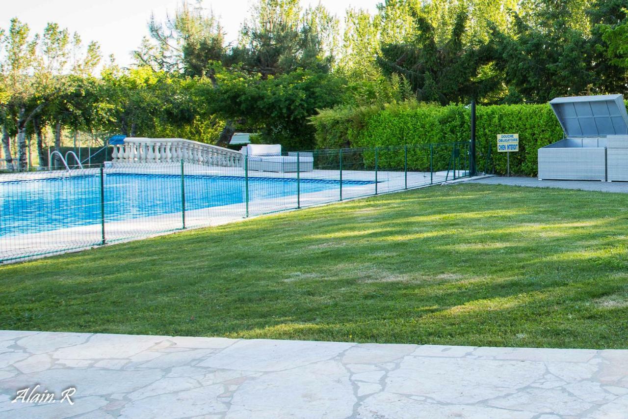 Paradise Challets And Camping Hotel Sarrecave Eksteriør billede