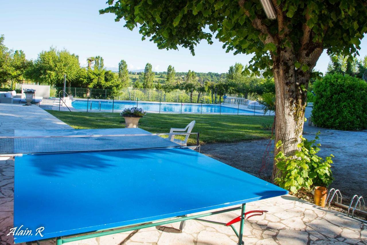 Paradise Challets And Camping Hotel Sarrecave Eksteriør billede
